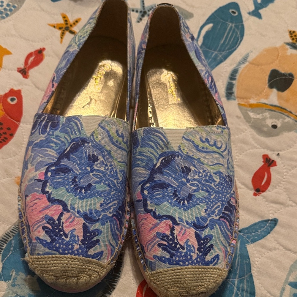 Lilly Pulitzer Blue and Pink Floral Espadrilles- sz 10